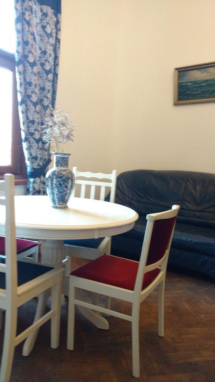 Villa Apartments By The Sea لييبايا المظهر الخارجي الصورة